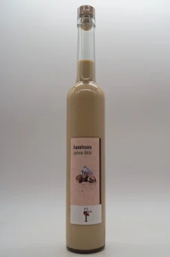 Haselnuss Sahnelikör