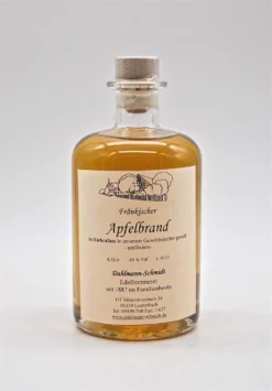 Fränkischer Apfelbrand, Im Eichenfass Gereift