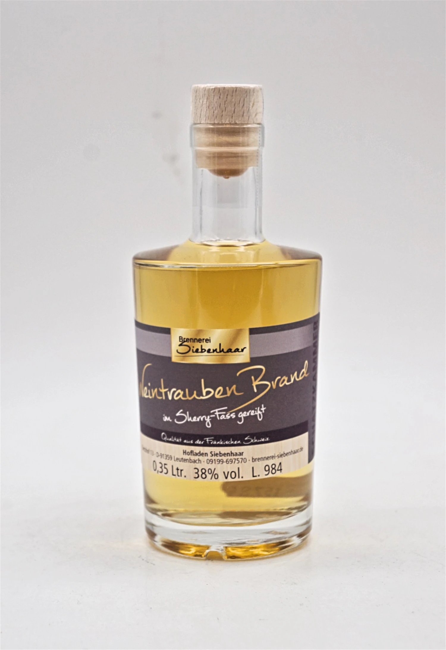 Weintraubenbrand Im Sherryfass Gereift 1 Weintraubenbrand Im Sherryfass Gereift