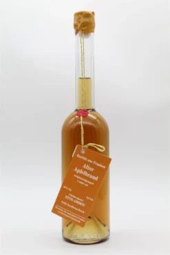 Alter Apfelbrand, Eichenholzfass Gelagert